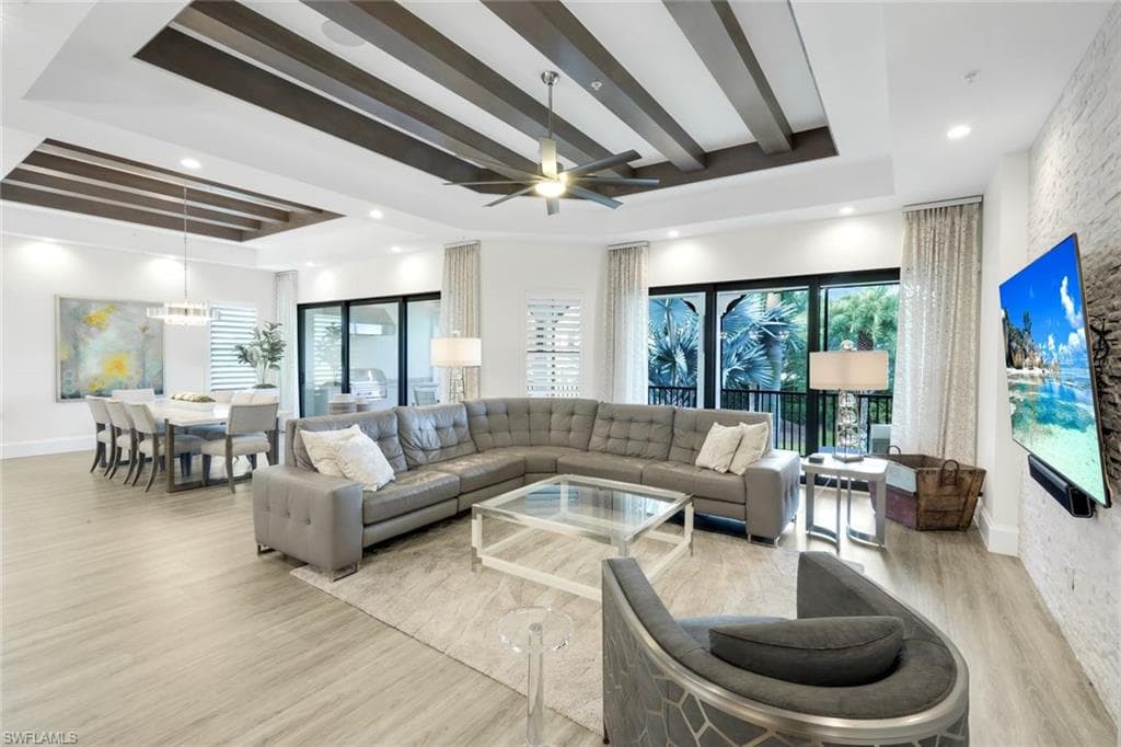 16358 Corsica Way #201, Naples