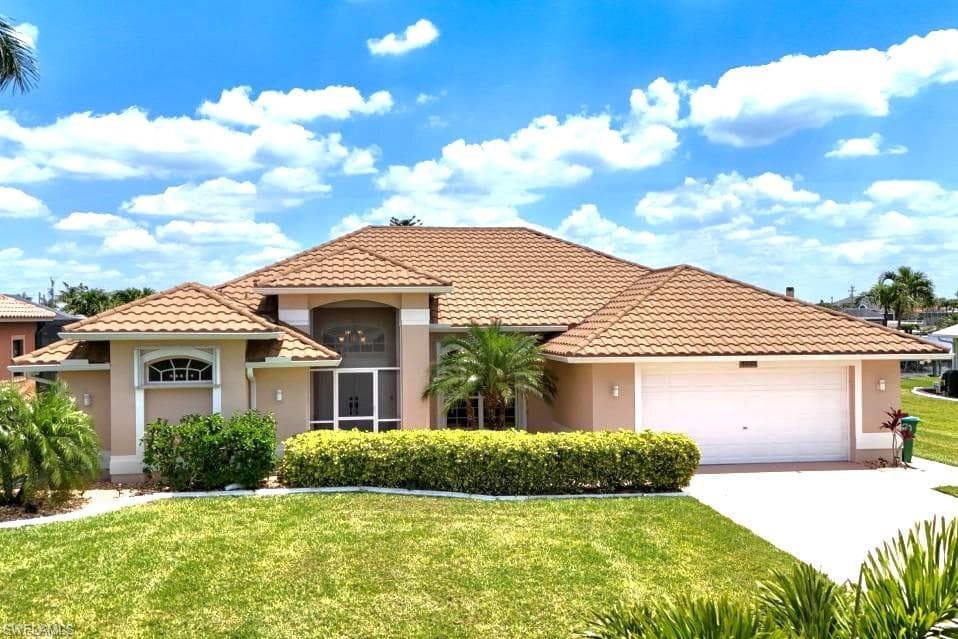 4009 25th Ct, Cape Coral, photo 2