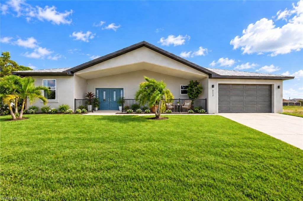 212 20th St, Cape Coral