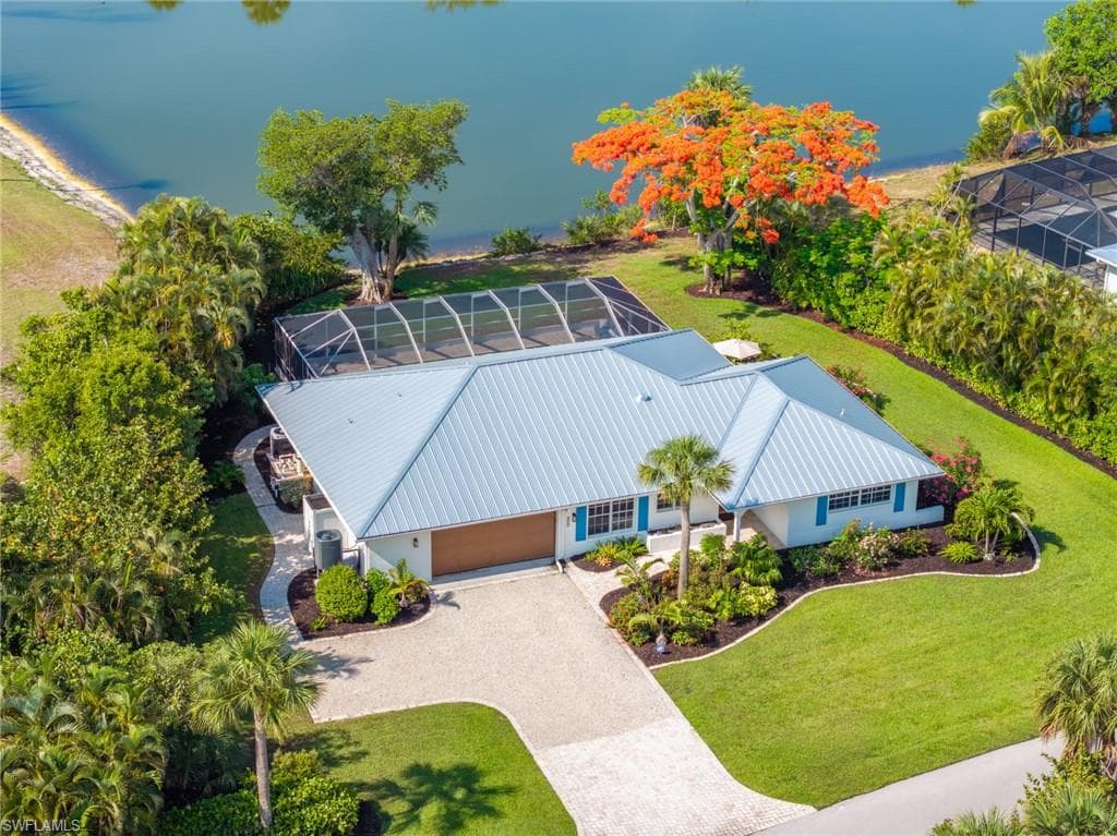 283 Palm Lake Dr, Sanibel