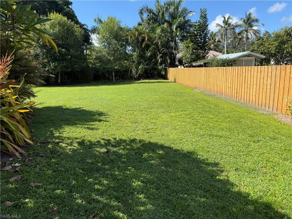 5232 Raintree Ln, Naples, photo 3