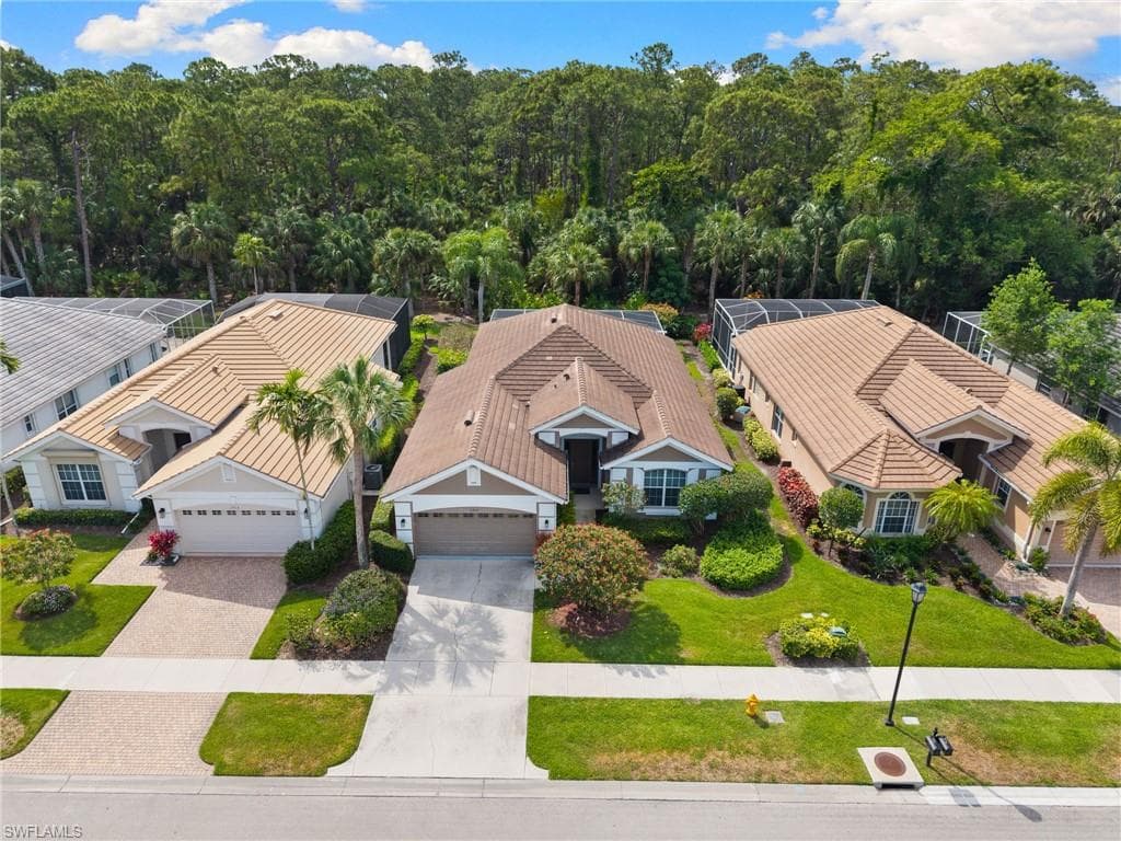 1717 Winding Oaks Way, Naples, photo 2