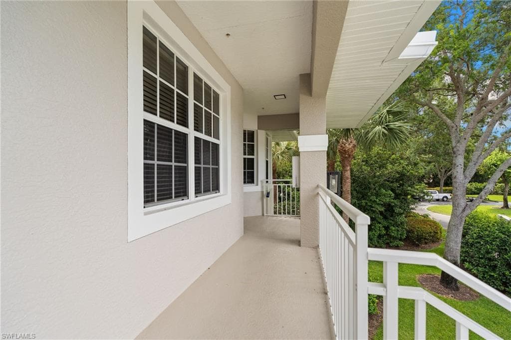 2345 Carrington Ct #204, Naples, photo 3