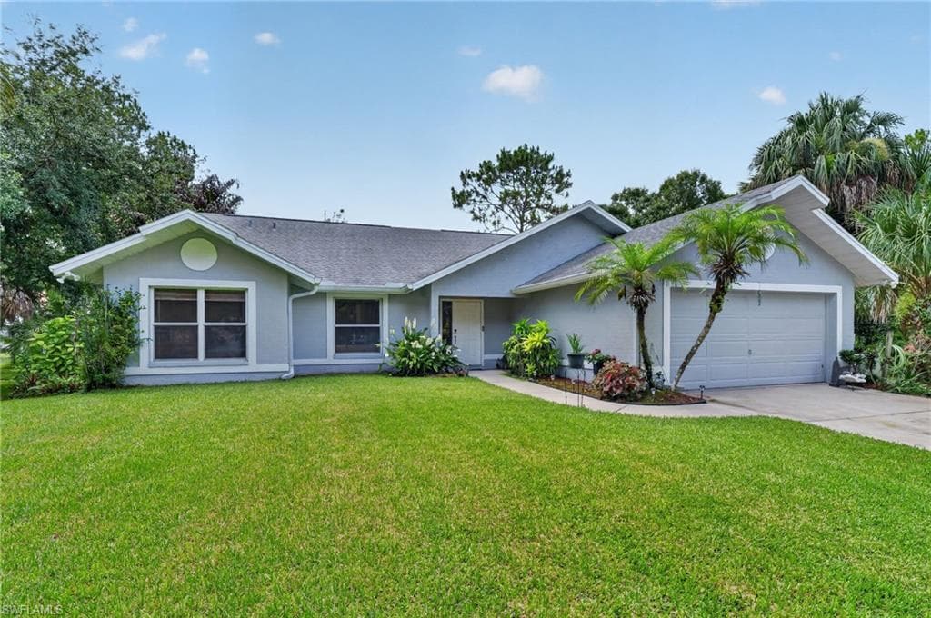 2581 4th Ave, Naples