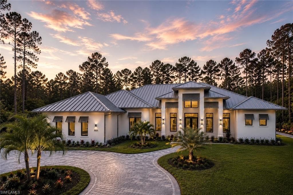 5025 Boxwood Way, Naples