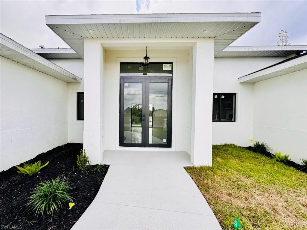 3424 21st Pl, Cape Coral, photo 3