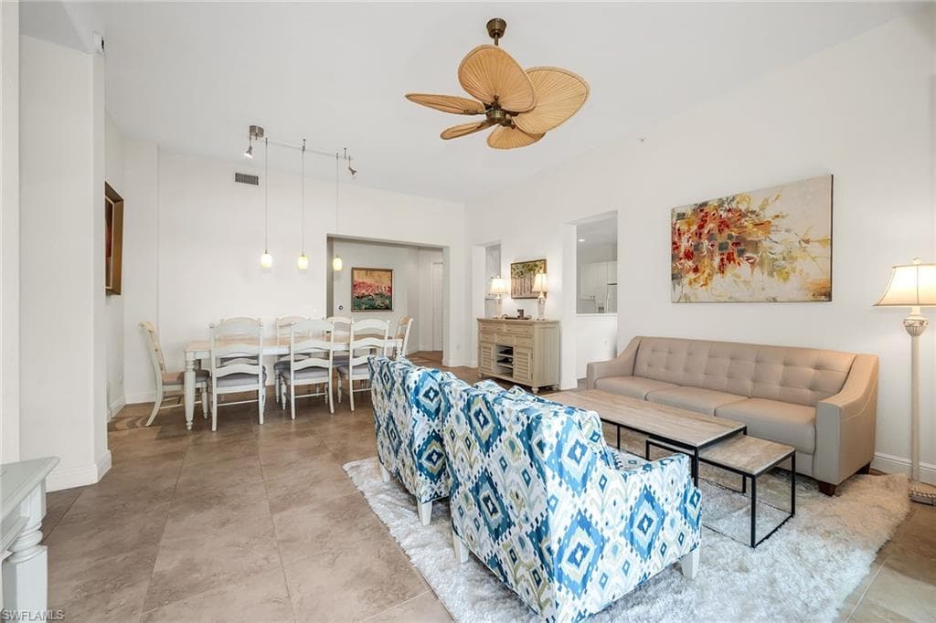 3141 Aviamar Cir #103, Naples, photo 3