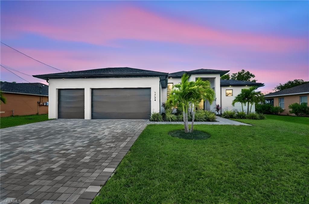 3724 3rd St, Cape Coral