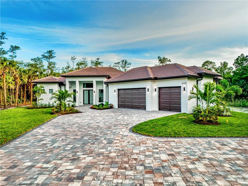 4248 13th Ave, Naples