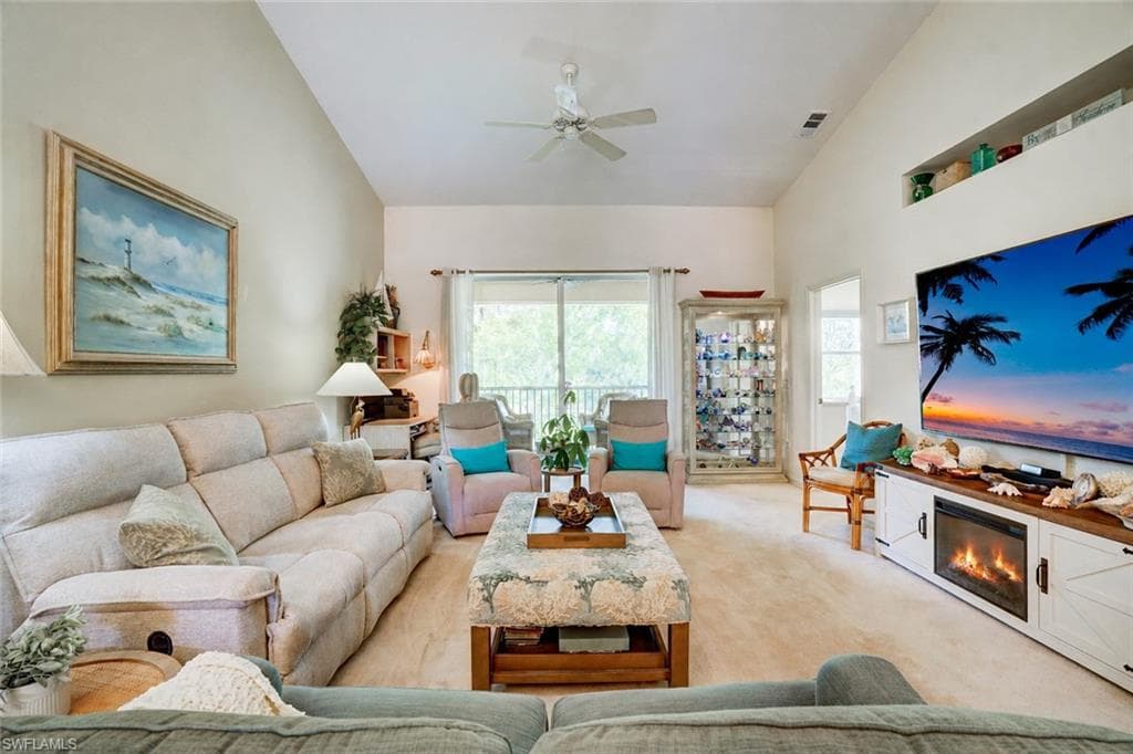 509 Robin Hood Cir #202, Naples