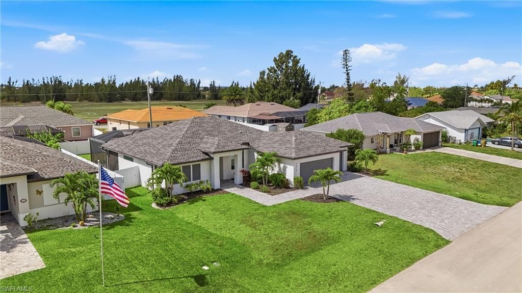 1214 29th Ter, Cape Coral