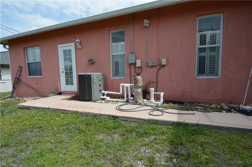 1414 18th St, Cape Coral, photo 2