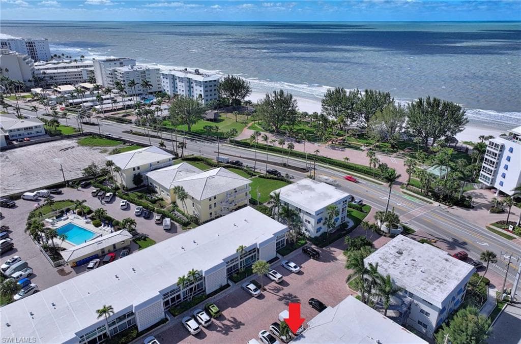 2100 Gulf Shore Blvd #107, Naples, photo 3