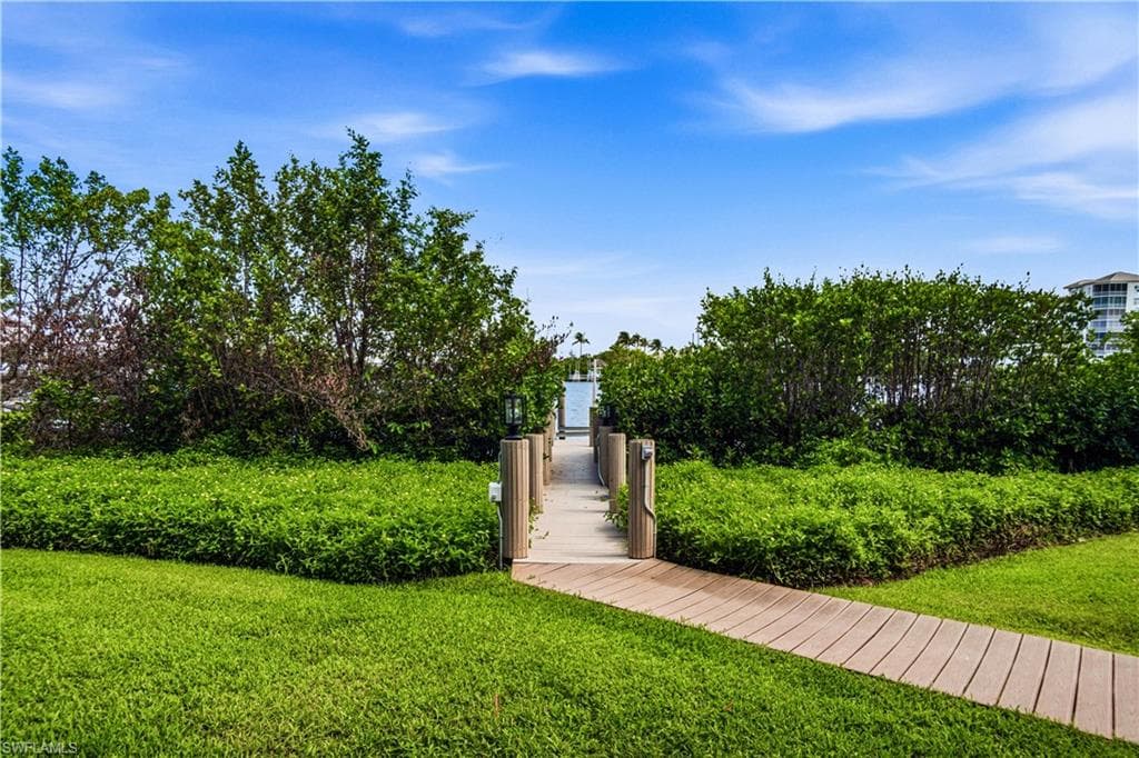 201 San Mateo Dr, Bonita Springs, photo 3