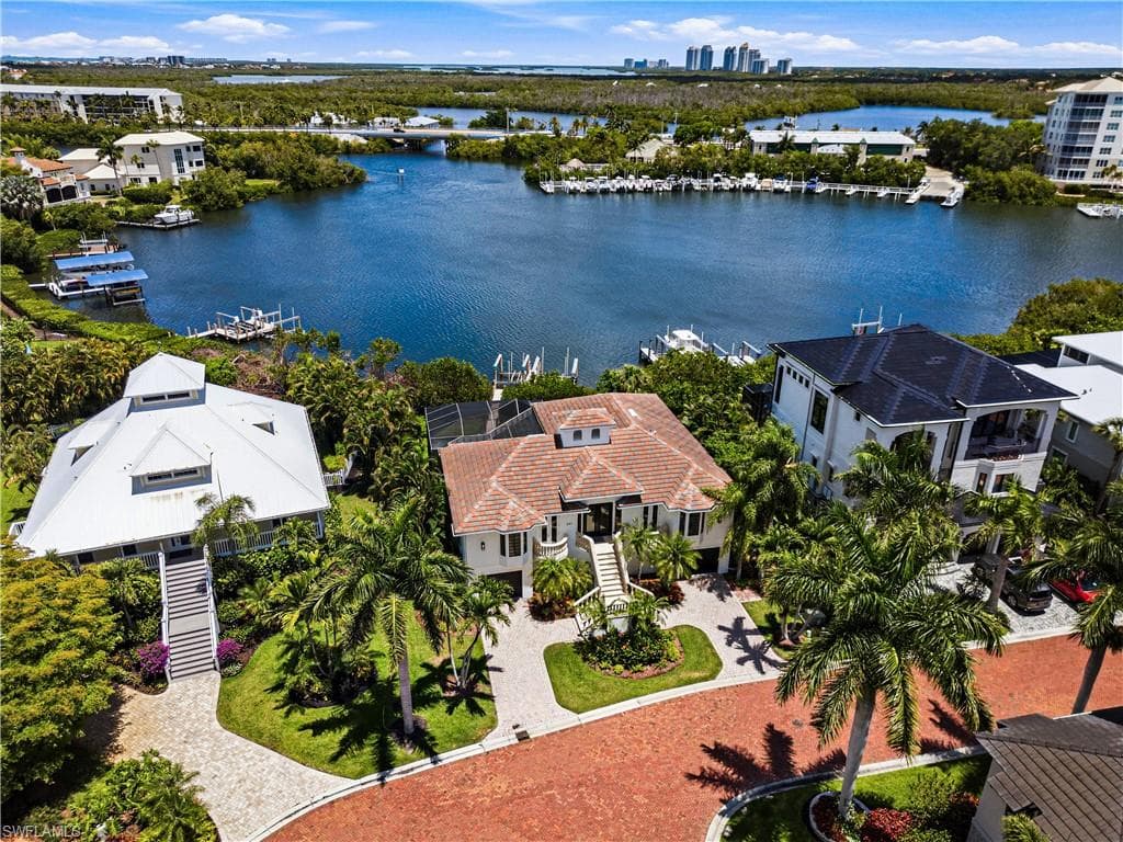 201 San Mateo Dr, Bonita Springs