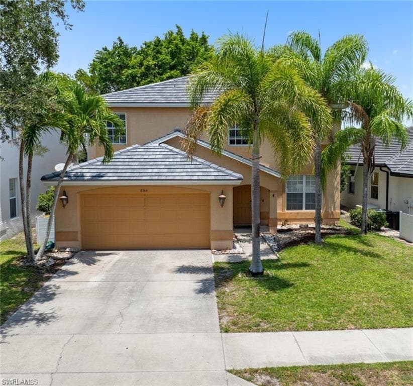 8364 Laurel Lakes Blvd, Naples