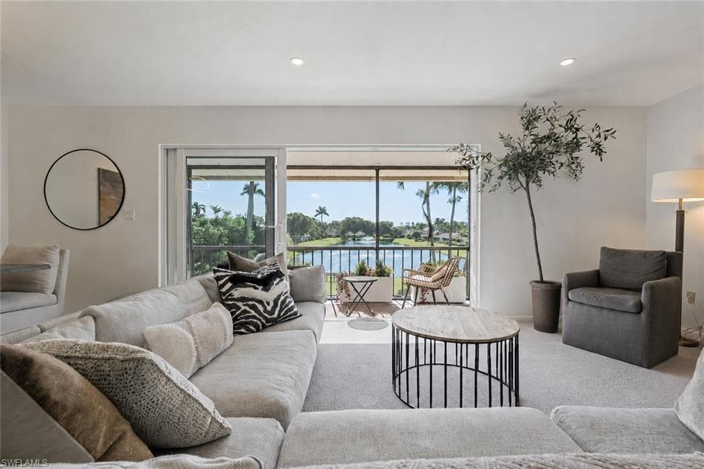 185 Palm Dr #18l, Naples