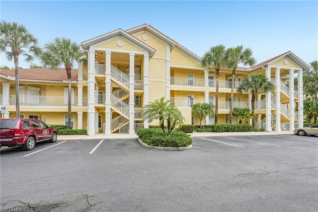 9185 Celeste Dr #1-103, Naples, photo 2