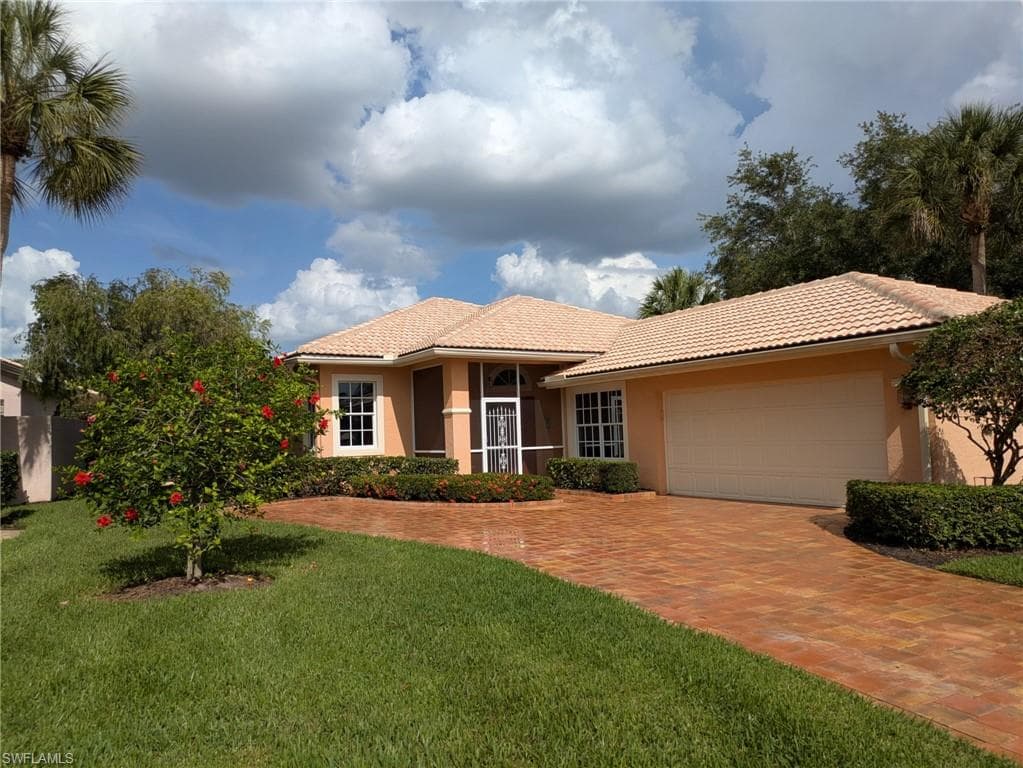 13021 Southampton Dr, Bonita Springs, photo 2