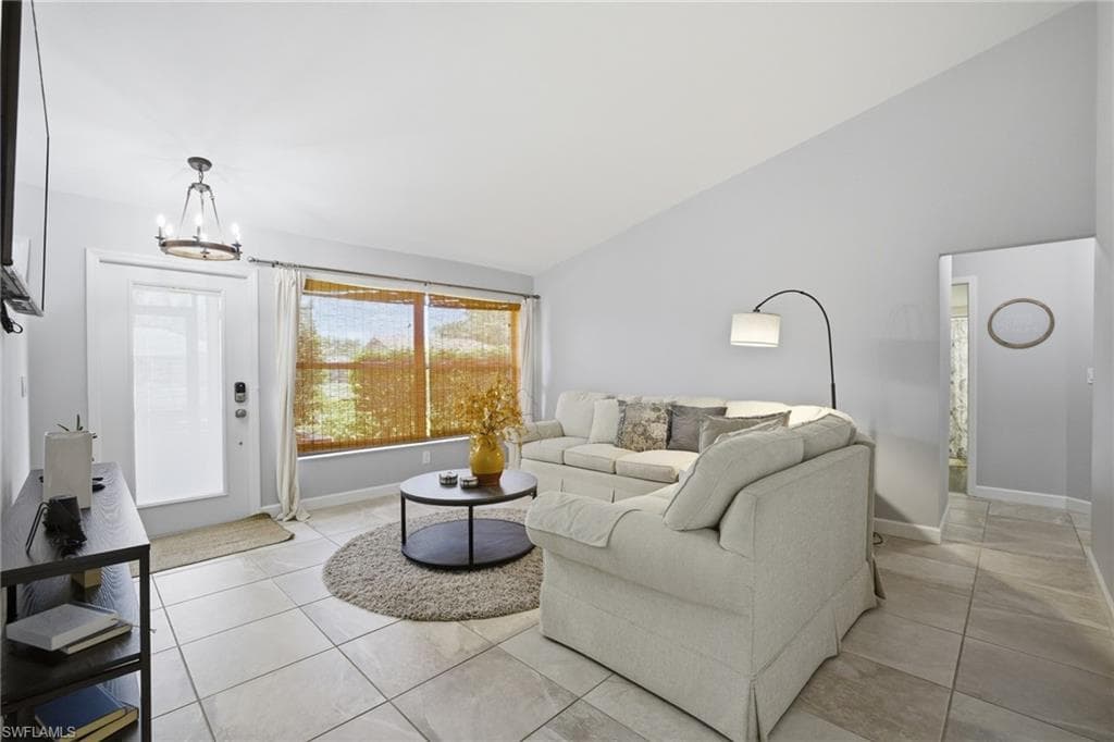6856 Fairview St, Fort Myers, photo 3