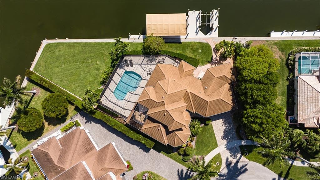 95 Anchor Ct, Marco Island
