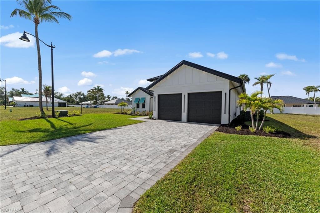 12337 Sweet Kiwi Ln, Fort Myers, photo 3