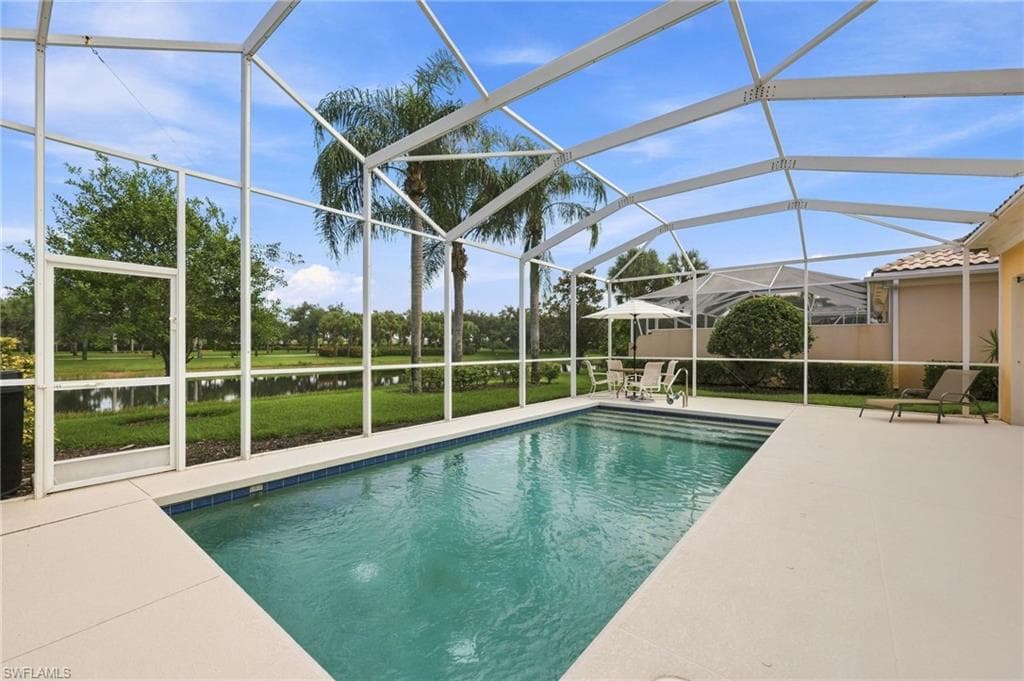 7589 Garibaldi Ct, Naples, photo 2