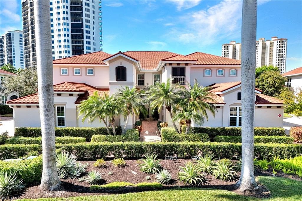 1277 Rialto Way #201, Naples, photo 3