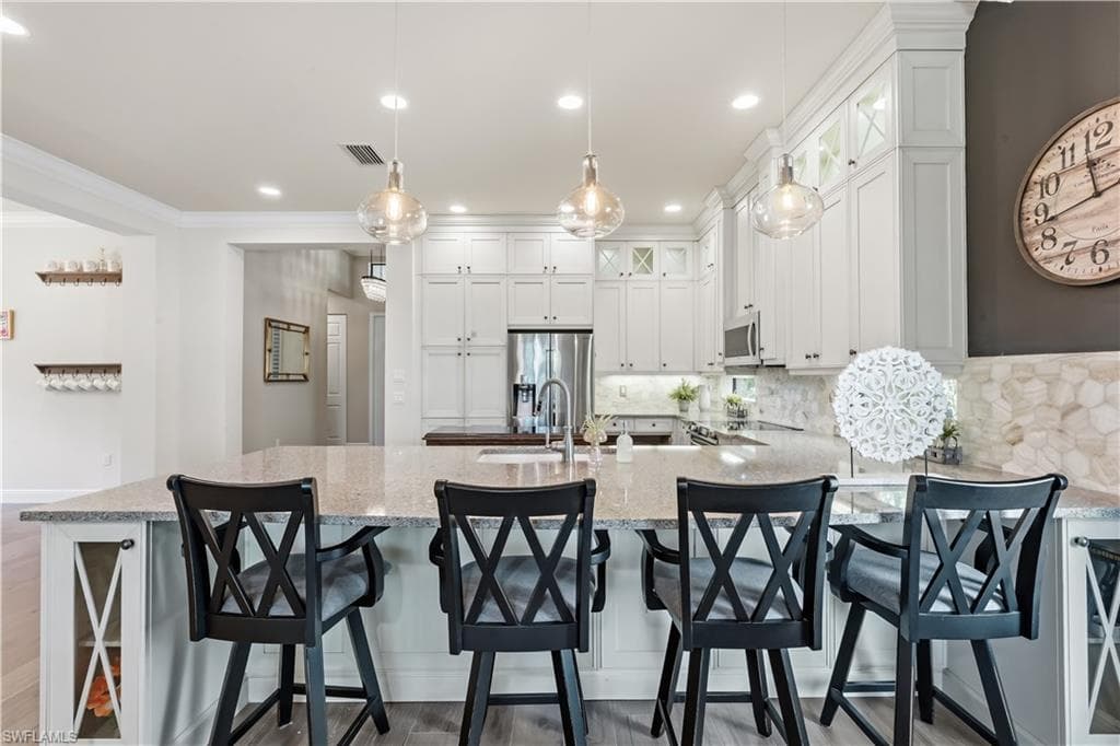 2870 Cinnamon Bay Cir, Naples