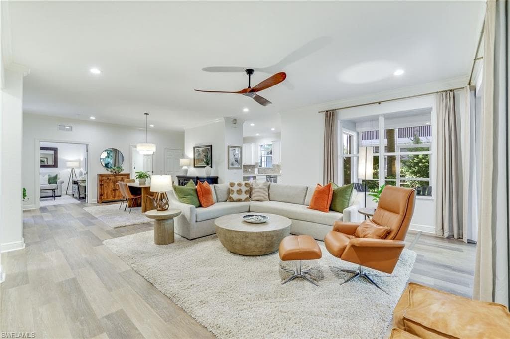 4956 Shaker Heights Ct #101, Naples