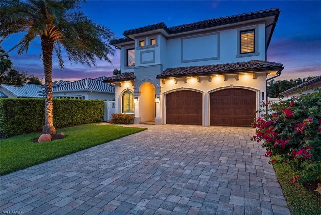 519 97th Ave, Naples