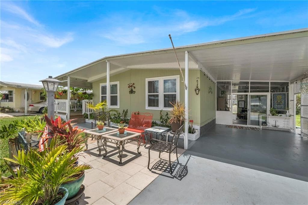 26049 Princess Ln, Bonita Springs, photo 2