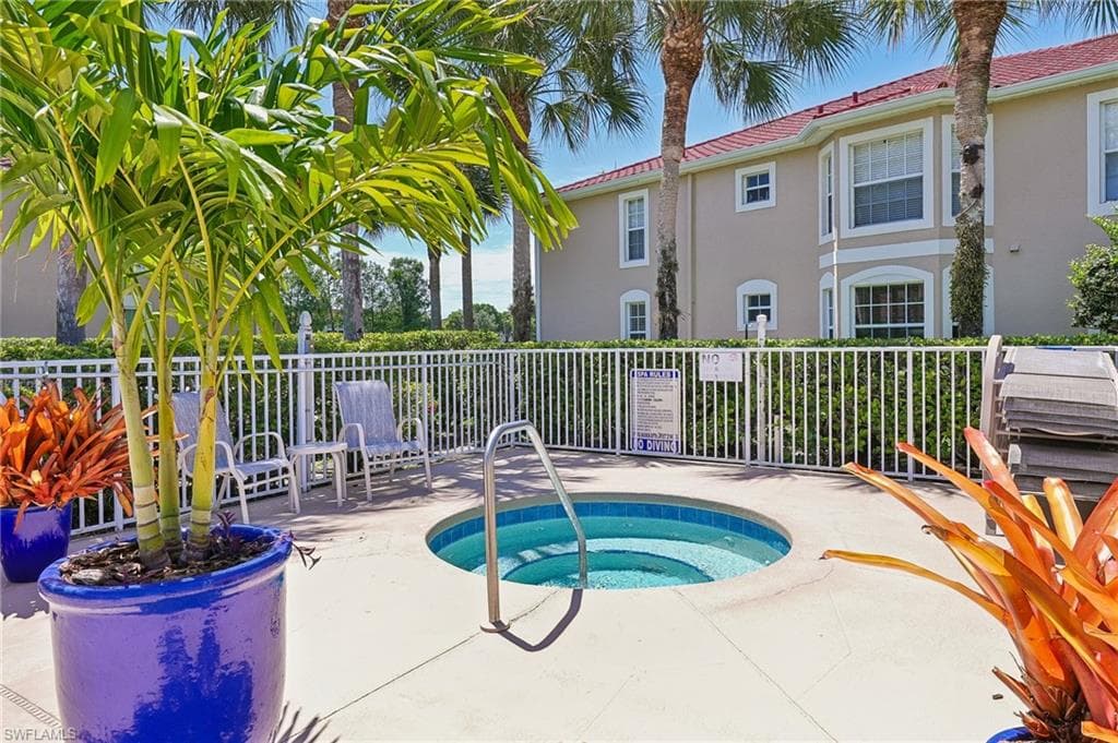 2810 Cypress Trace Cir #2112, Naples