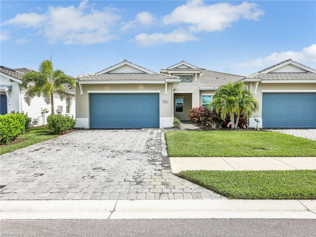 9225 Cayman Dr, Naples, photo 2