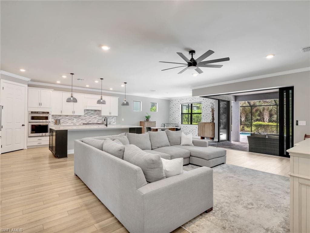 9487 Greyhawk Trl, Naples, photo 3