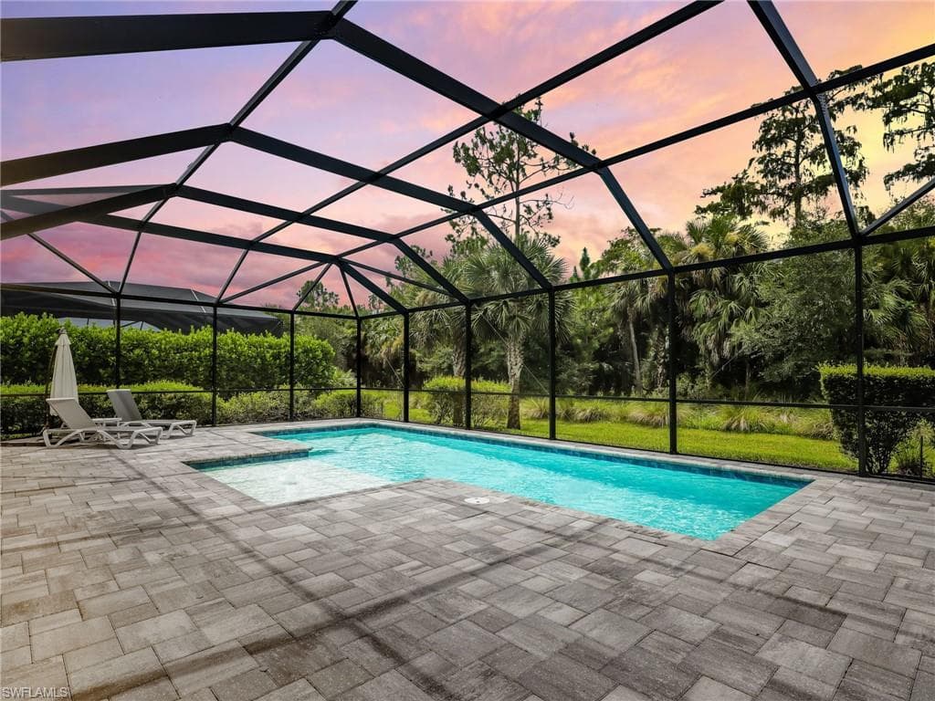 9487 Greyhawk Trl, Naples