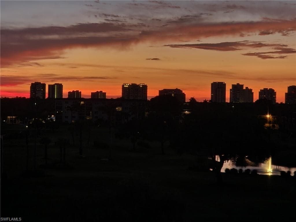37 High Point Cir #602, Naples