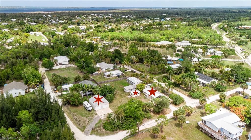7257 Victory Rd, Bokeelia, photo 2