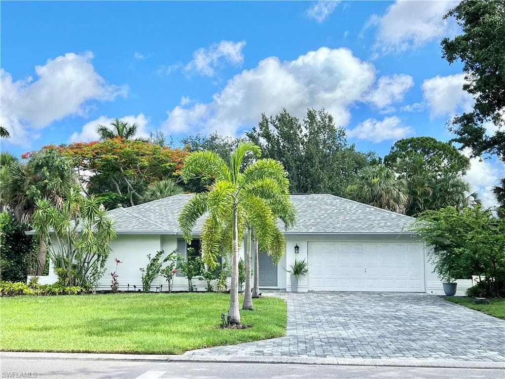 2499 River Reach Dr, Naples, photo 2