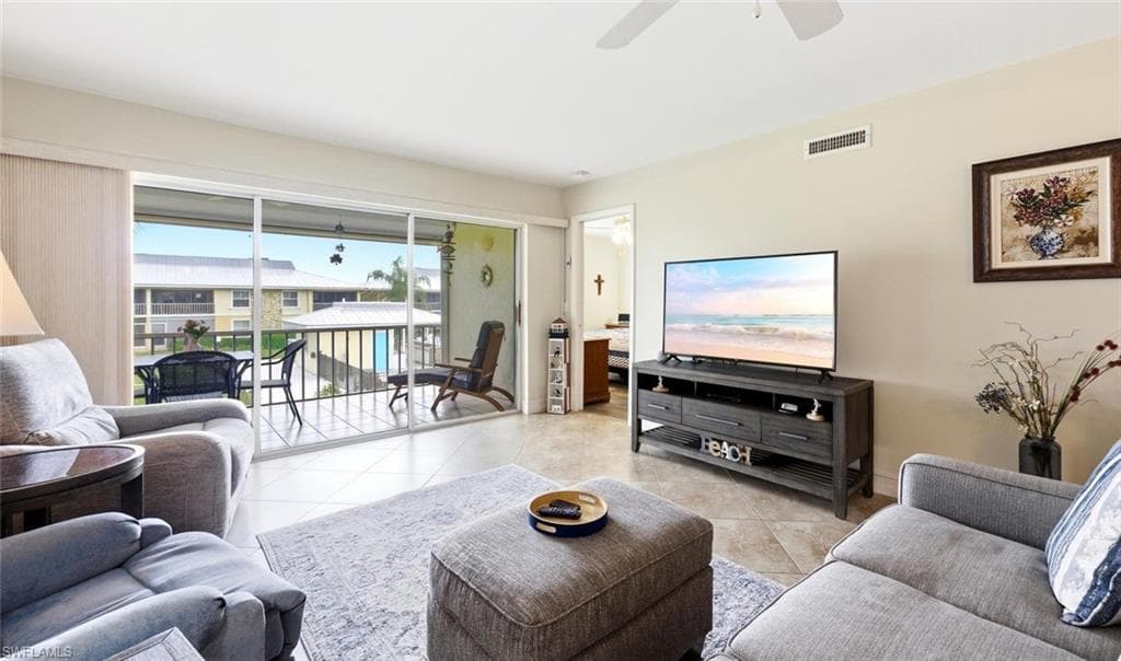 401 Charlemagne Blvd #a205, Naples