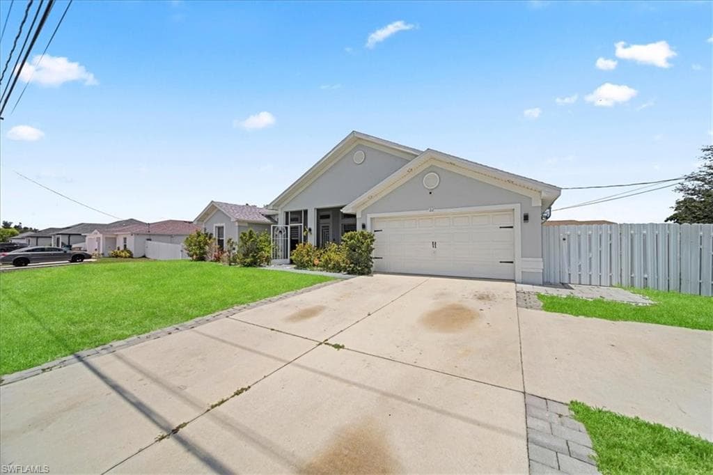 22 Nelson Rd, Cape Coral, photo 3