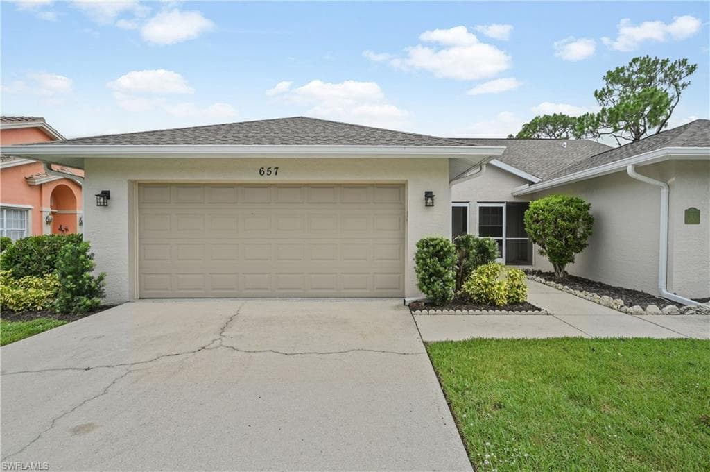 657 Saint Andrews Blvd, Naples, photo 2