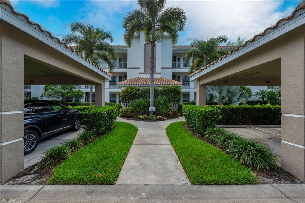 8247 Parkstone Pl #206, Naples, photo 2