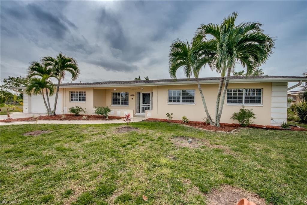 5359 Majestic Ct, Cape Coral, photo 3