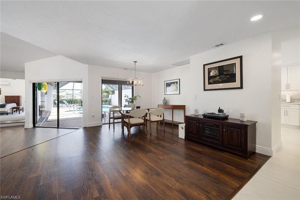 28432 Highgate Dr, Bonita Springs, photo 3
