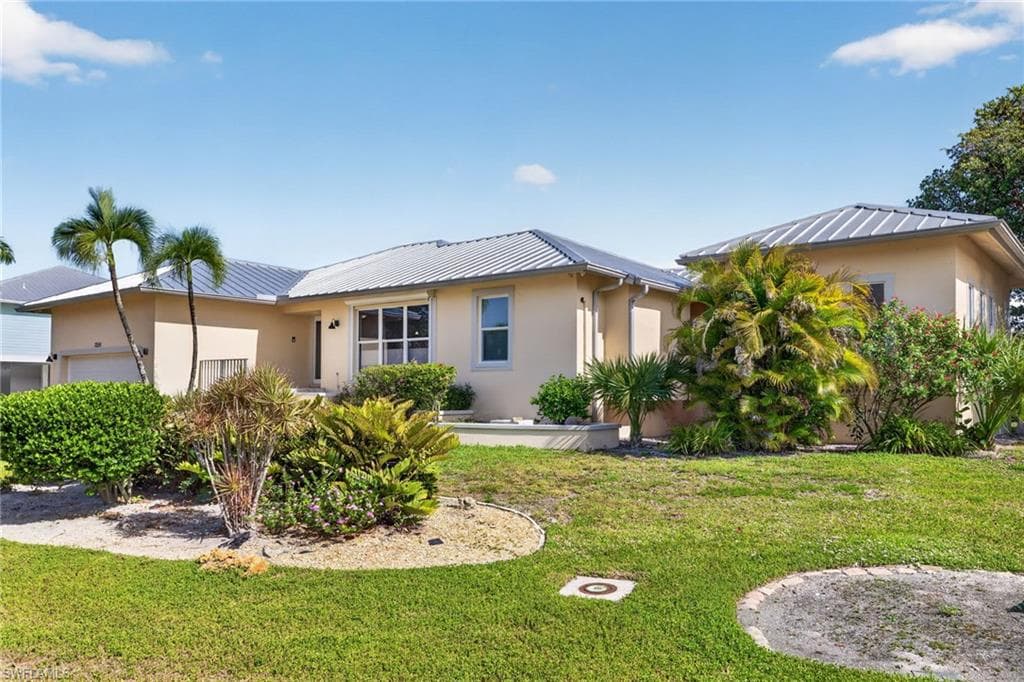 3359 Barra Cir, Sanibel, photo 2