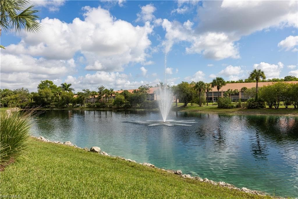 6800 Beach Resort Dr #2305, Naples