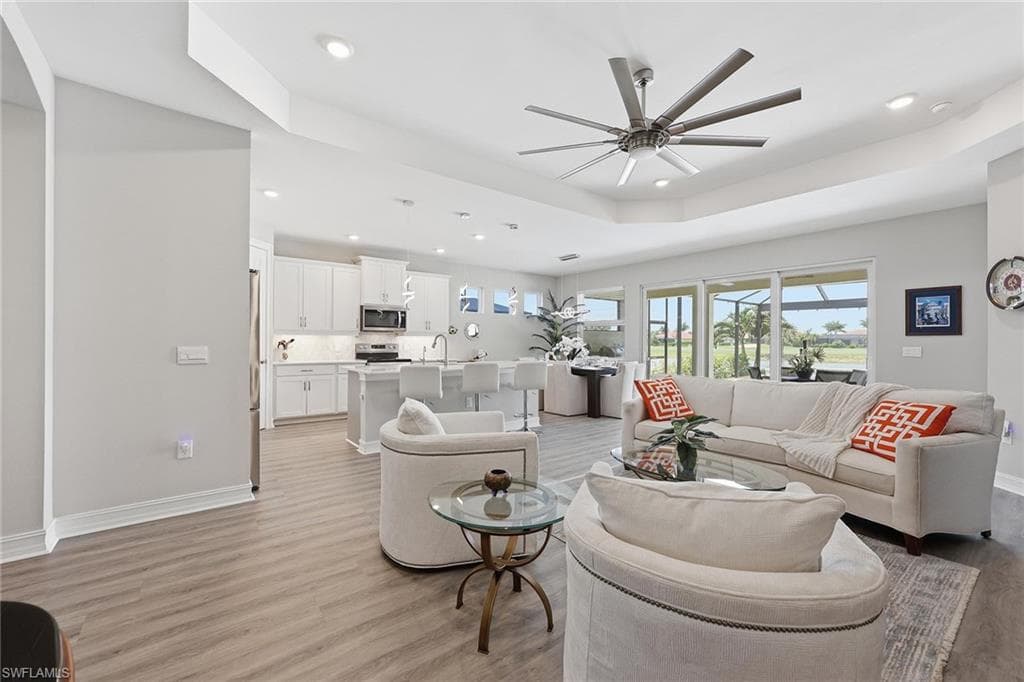 18699 Ensenada Dr, Naples, photo 3
