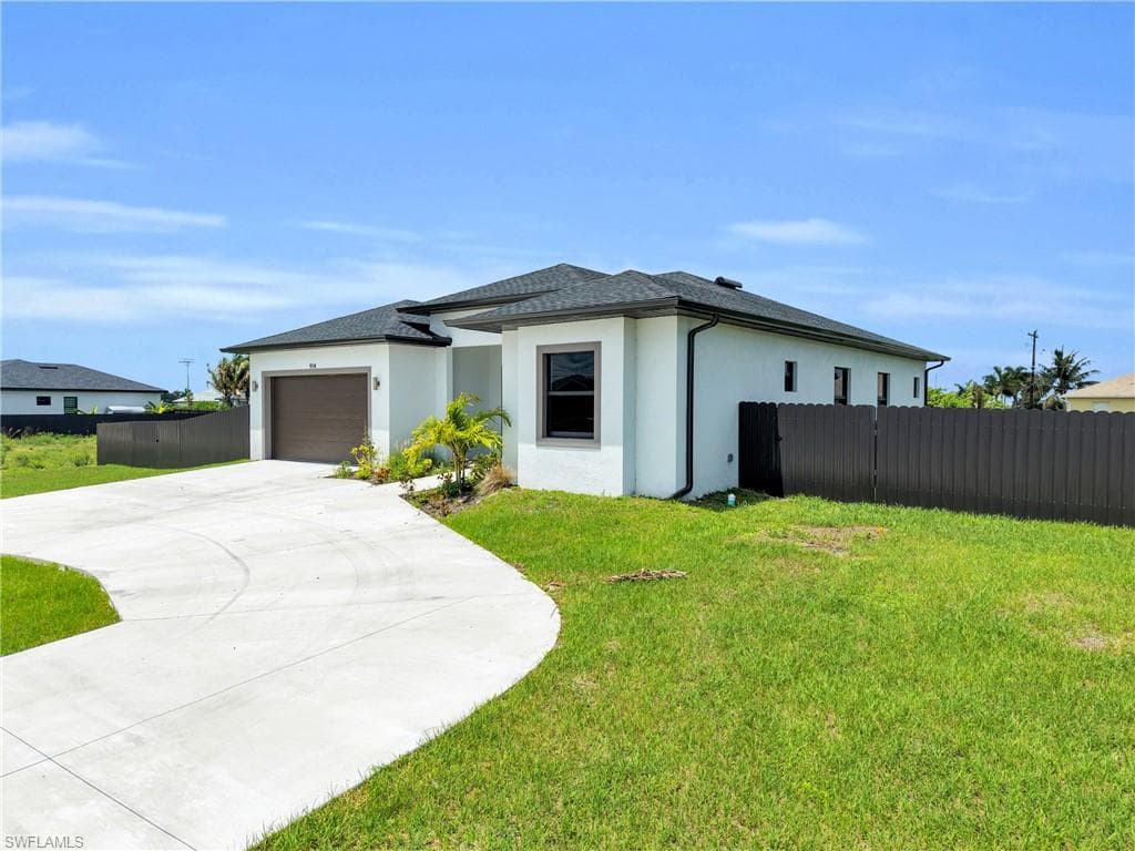 914 Chiquita Blvd, Cape Coral, photo 2