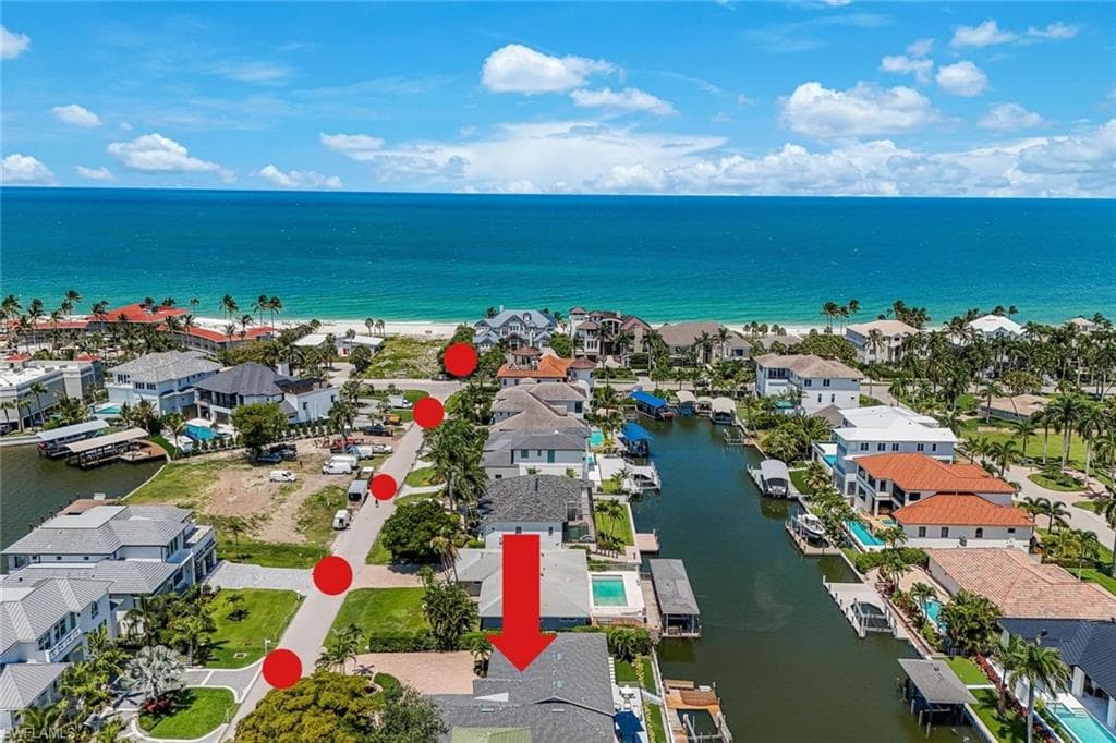 151 Bayview Ave, Naples